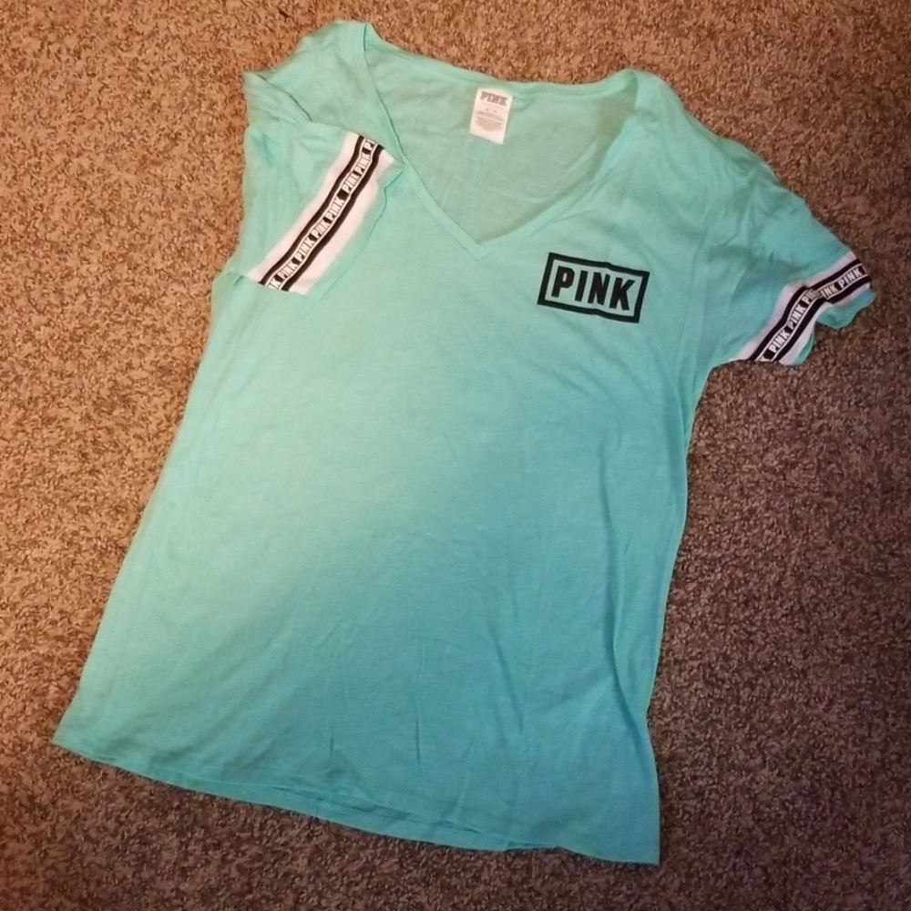 v neck shirt
